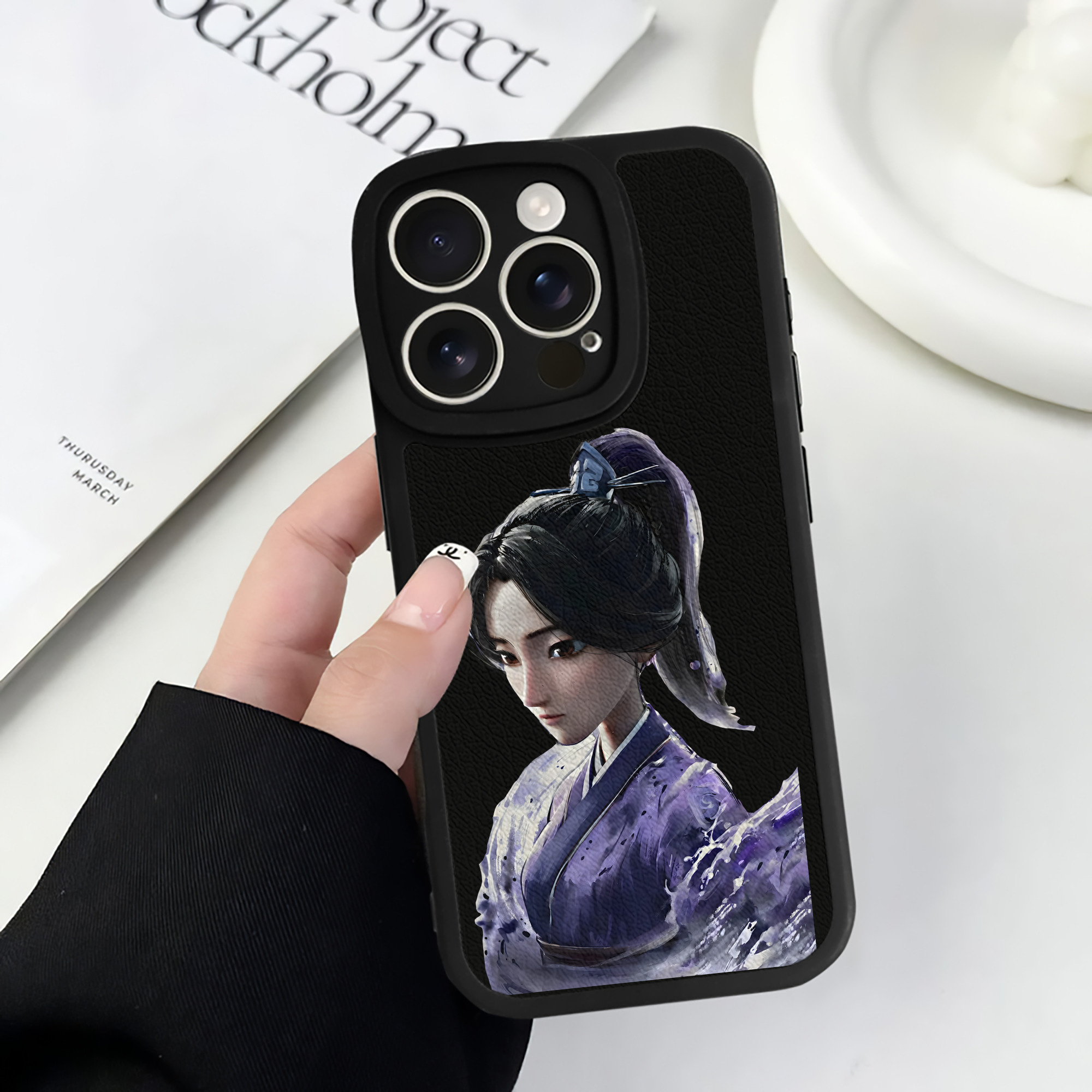 （画像用） Ne Zha 2 ナタ 魔童の大暴れ 【iPhone 16シリーズ対応】シリコンスマホケース（レザー調） 材質：シリコン